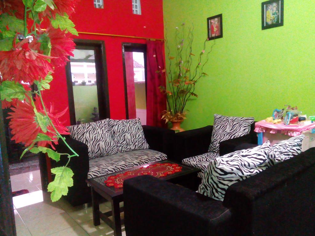 Banyuwangi Homestay Esterno foto